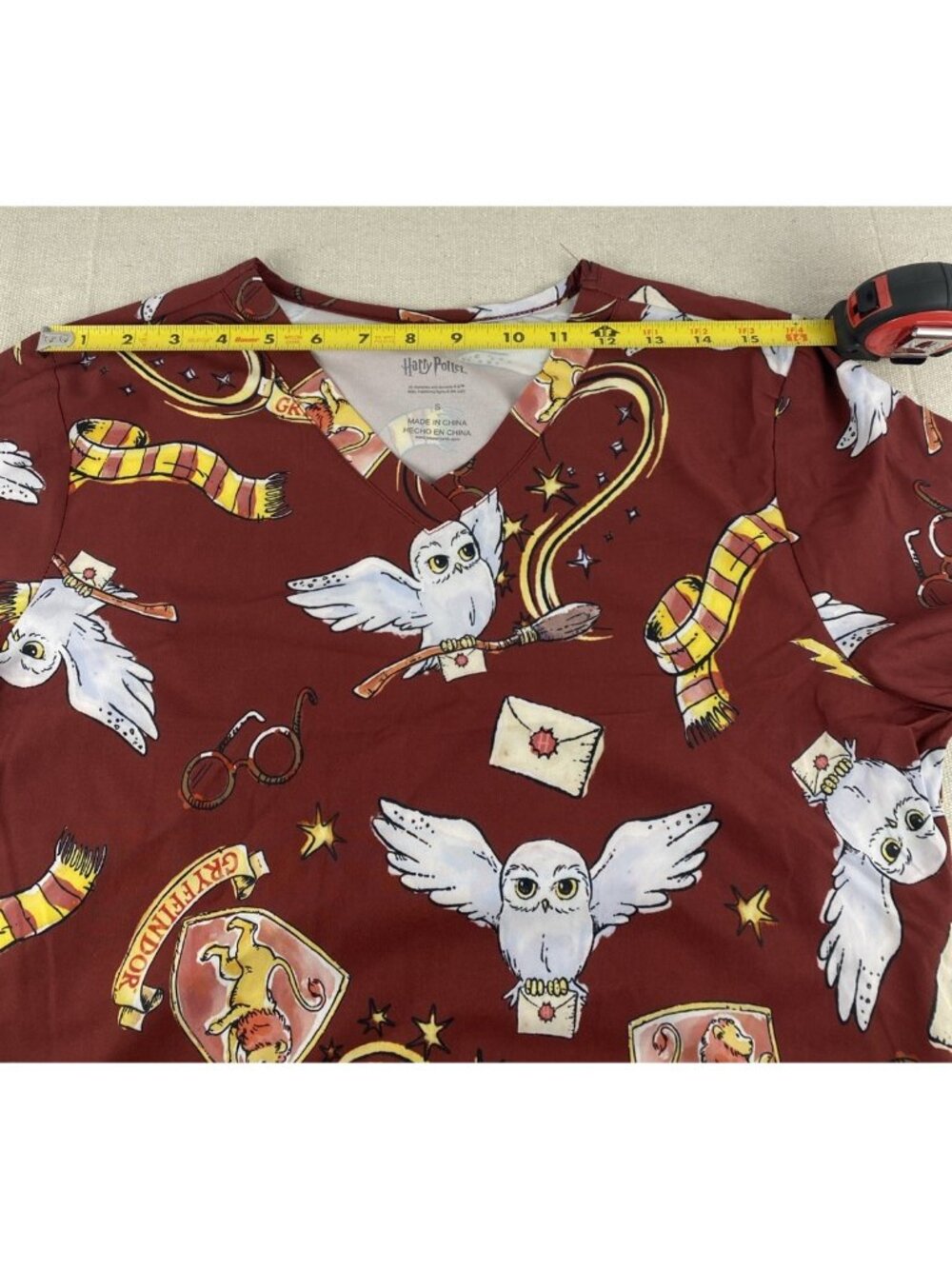 Harry Potter Graphic Scrub Top, Women’s Size S- New w/Tags - Picture 13 of 16